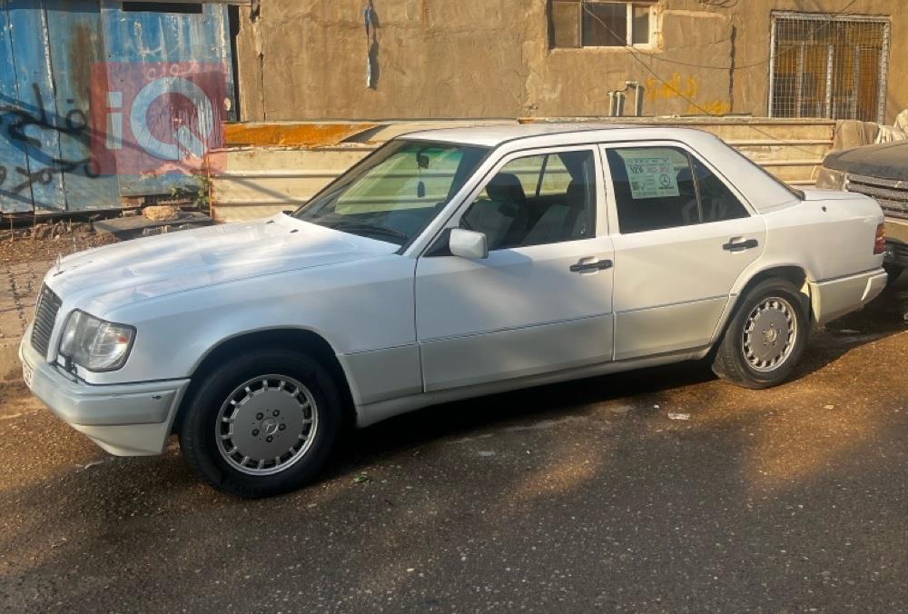 مرسيدس بنز E-Class